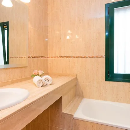 2glor - Вилла Льорет-де-Мар